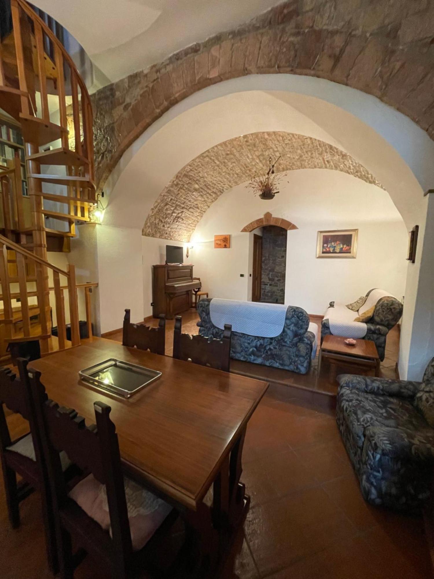 Happy House - Porta San Giacomo Apartment Асизи Екстериор снимка